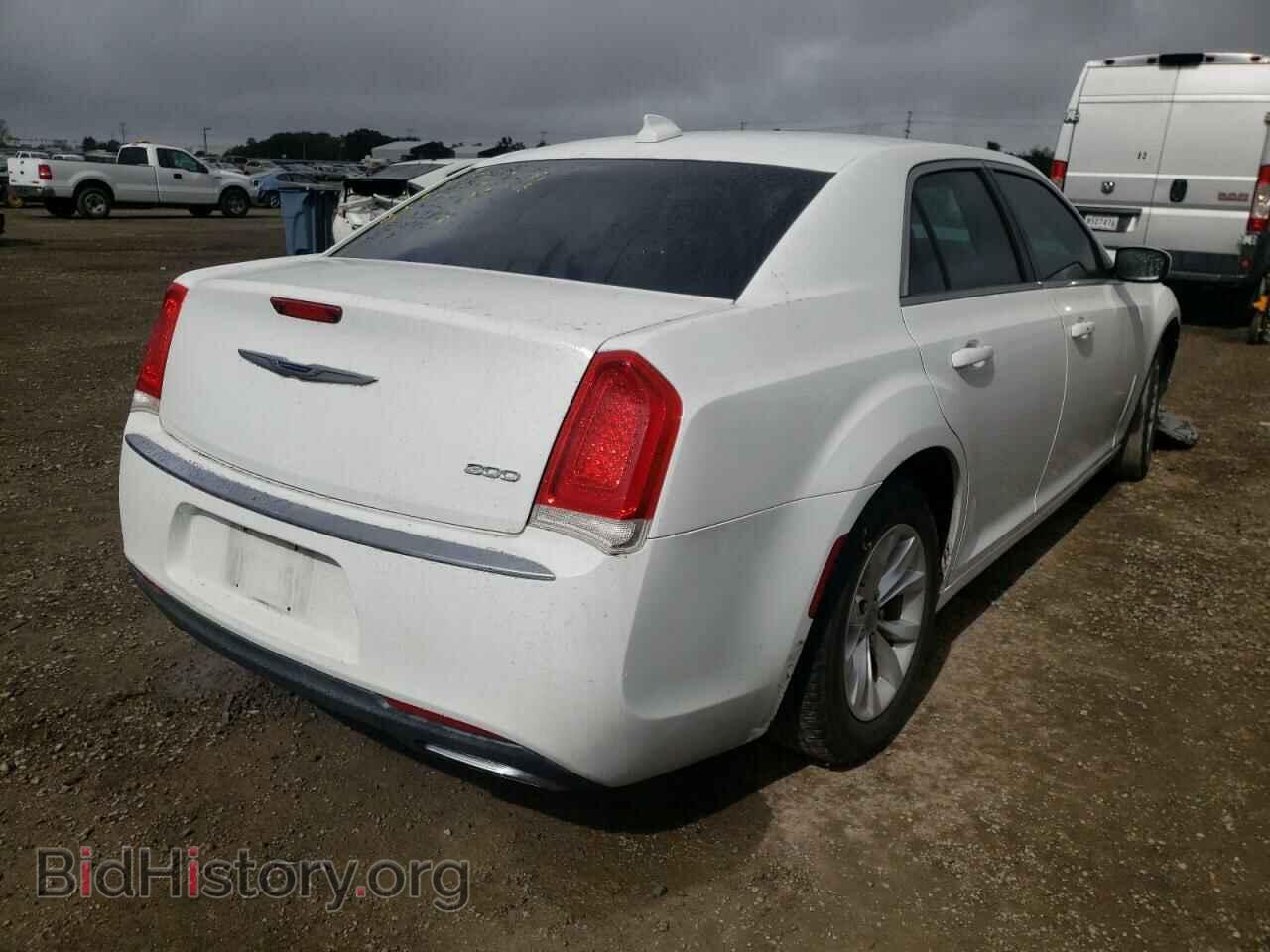 2015 CHRYSLER 300 - VIN: 2C3CCAAG0FH845509 - Фото 4
