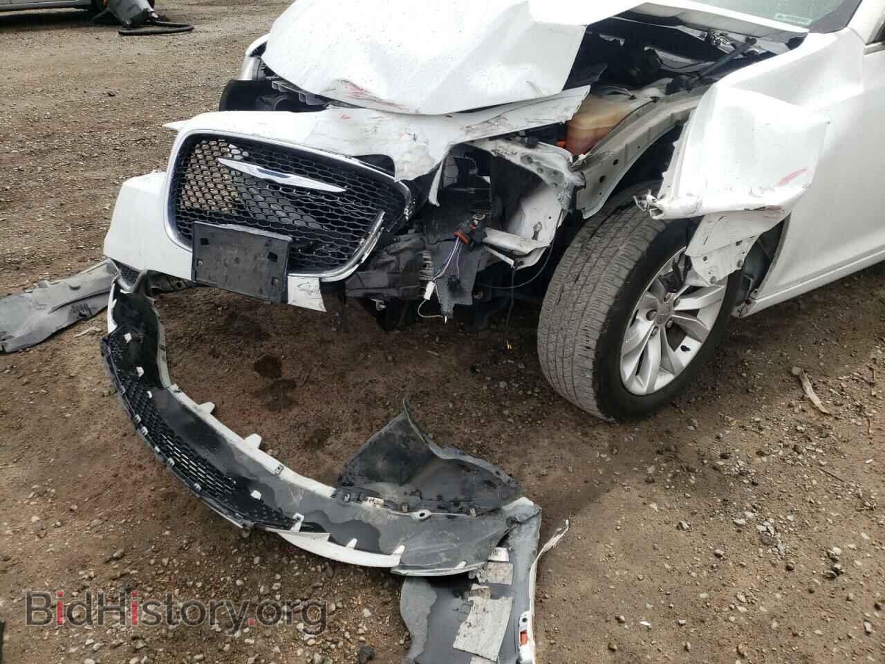 2015 CHRYSLER 300 - VIN: 2C3CCAAG0FH845509 - Фото 9