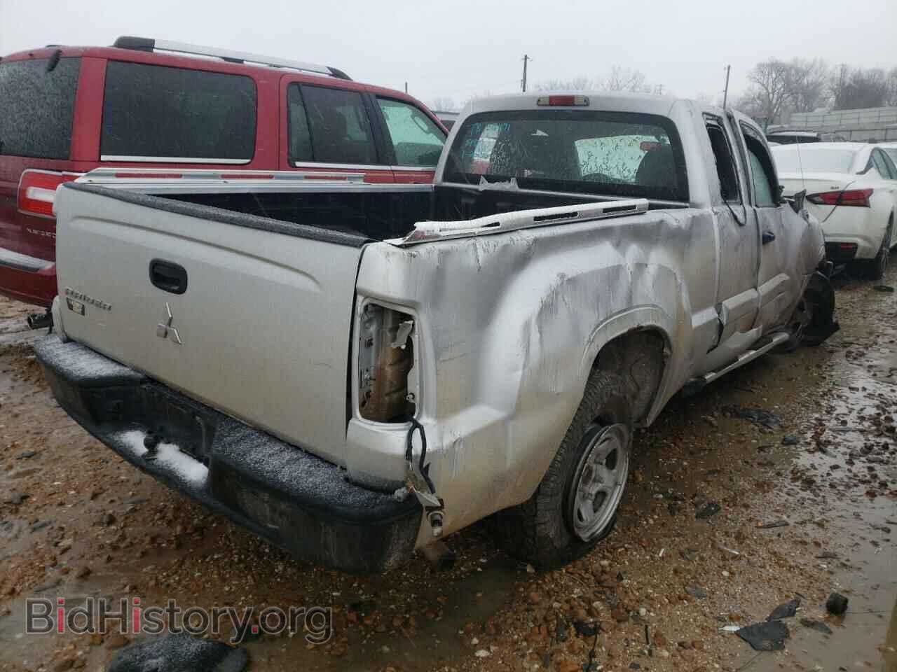 2007 MITSUBISHI RAIDER - VIN: 1Z7HC22K17S265579 - Фото 4