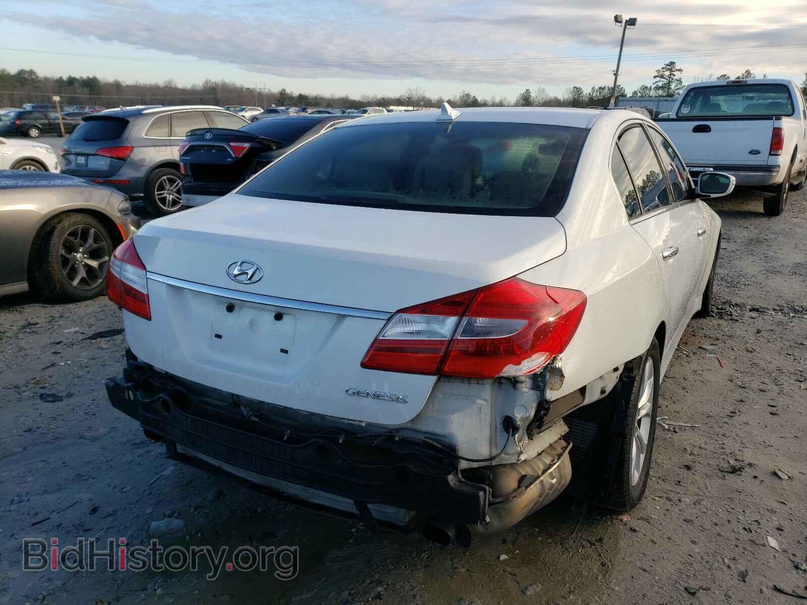 2013 HYUNDAI GENESIS - VIN: KMHGC4DD5DU220920 - Фото 4