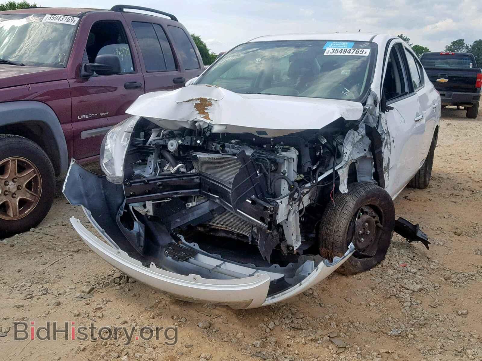 2017 NISSAN VERSA - VIN: 3N1CN7AP5HK441942 - Фото 2