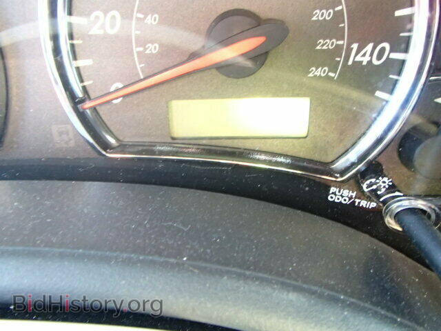 2011 TOYOTA COROLLA - VIN: 2T1BU4EE1BC592848 - Фото 8