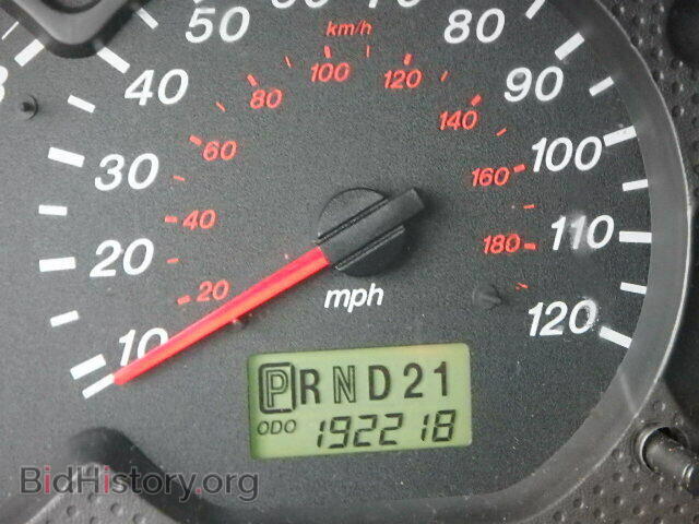 2002 MAZDA TRIBUTE - VIN: 4F2CU081X2KM04140 - Фото 8