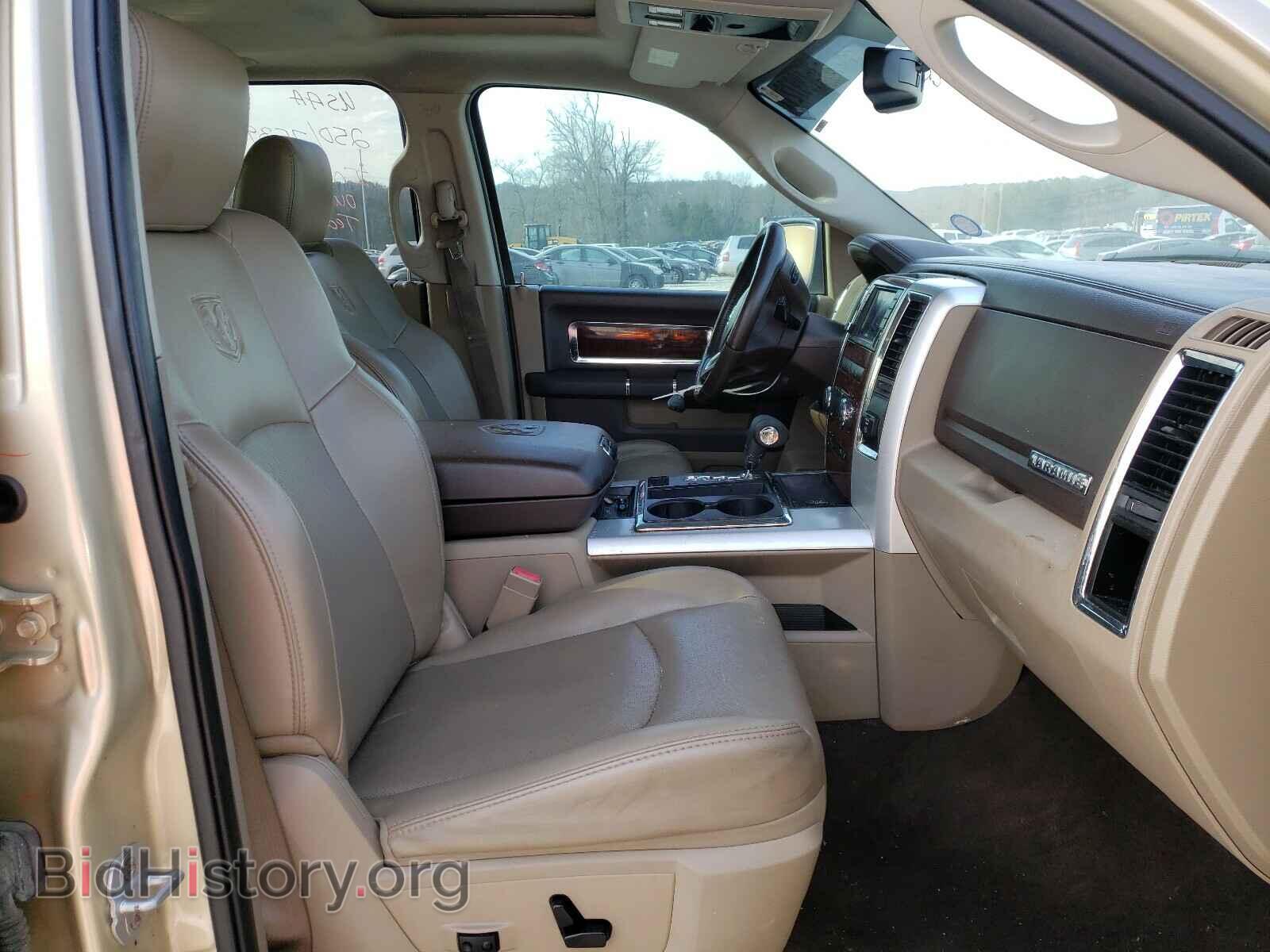 2011 DODGE RAM 1500 - VIN: 1D7RB1CT1BS504924 - Фото 5