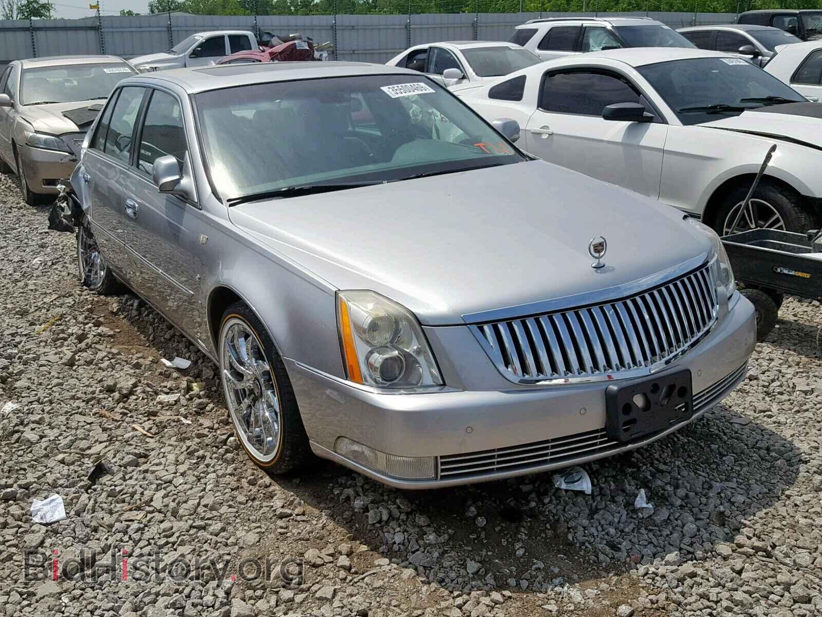 Photo 1G6KD57Y68U134556 - CADILLAC DTS 2008