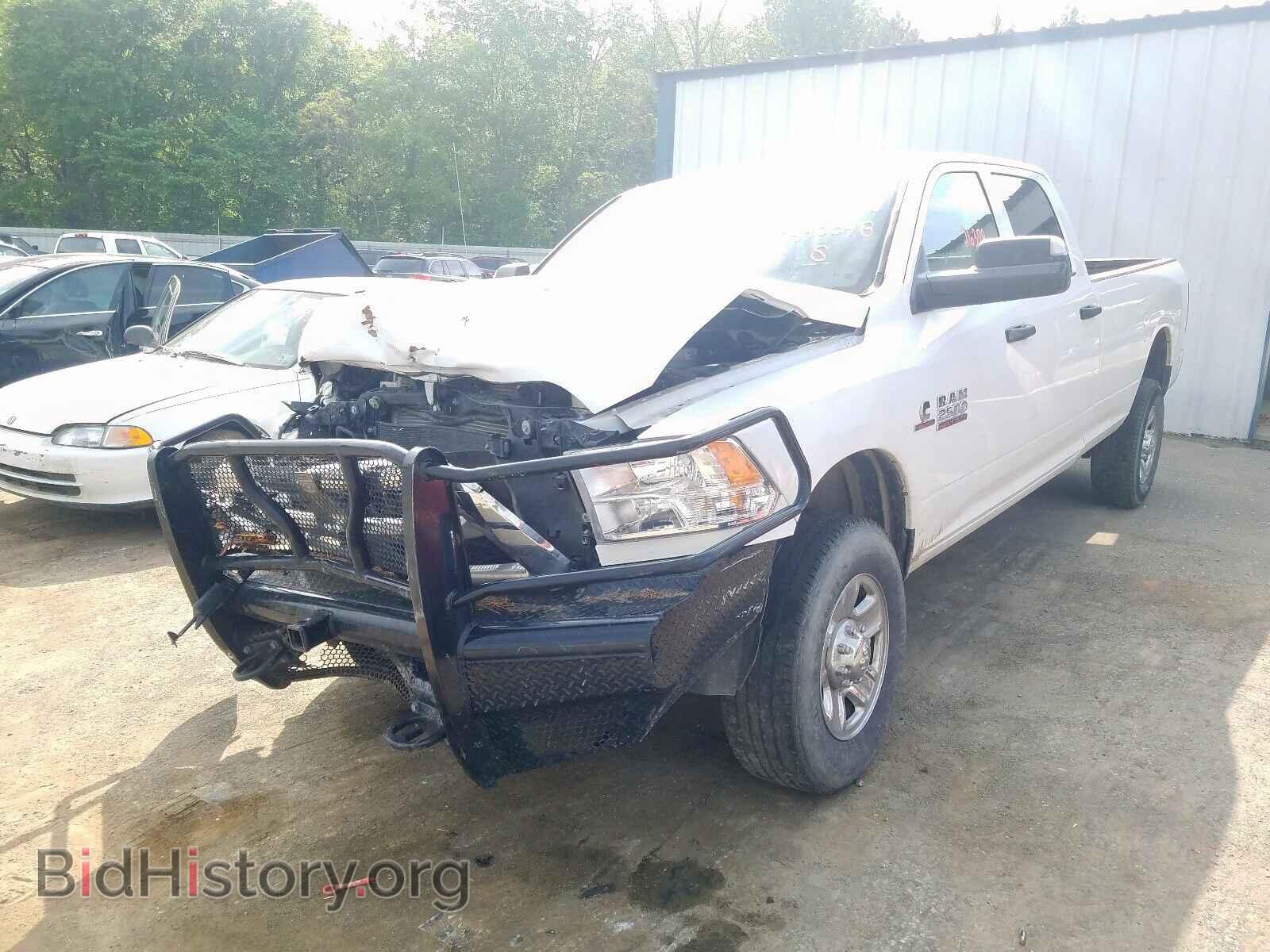 2018 RAM 2500 - VIN: 3C6UR5HL5JG340848 - Photo 2