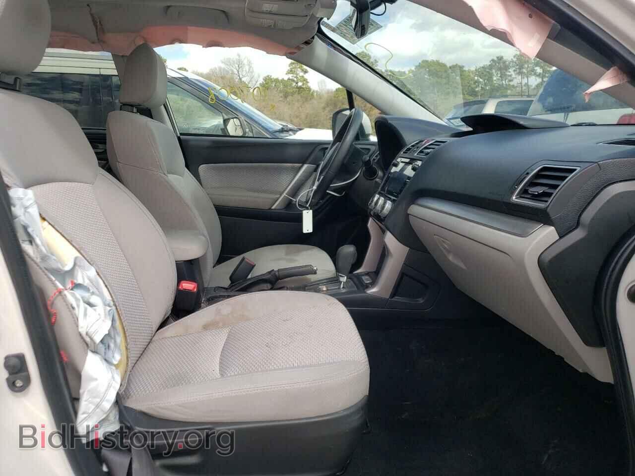 2017 SUBARU FORESTER - VIN: JF2SJAEC0HH526836 - Photo 5