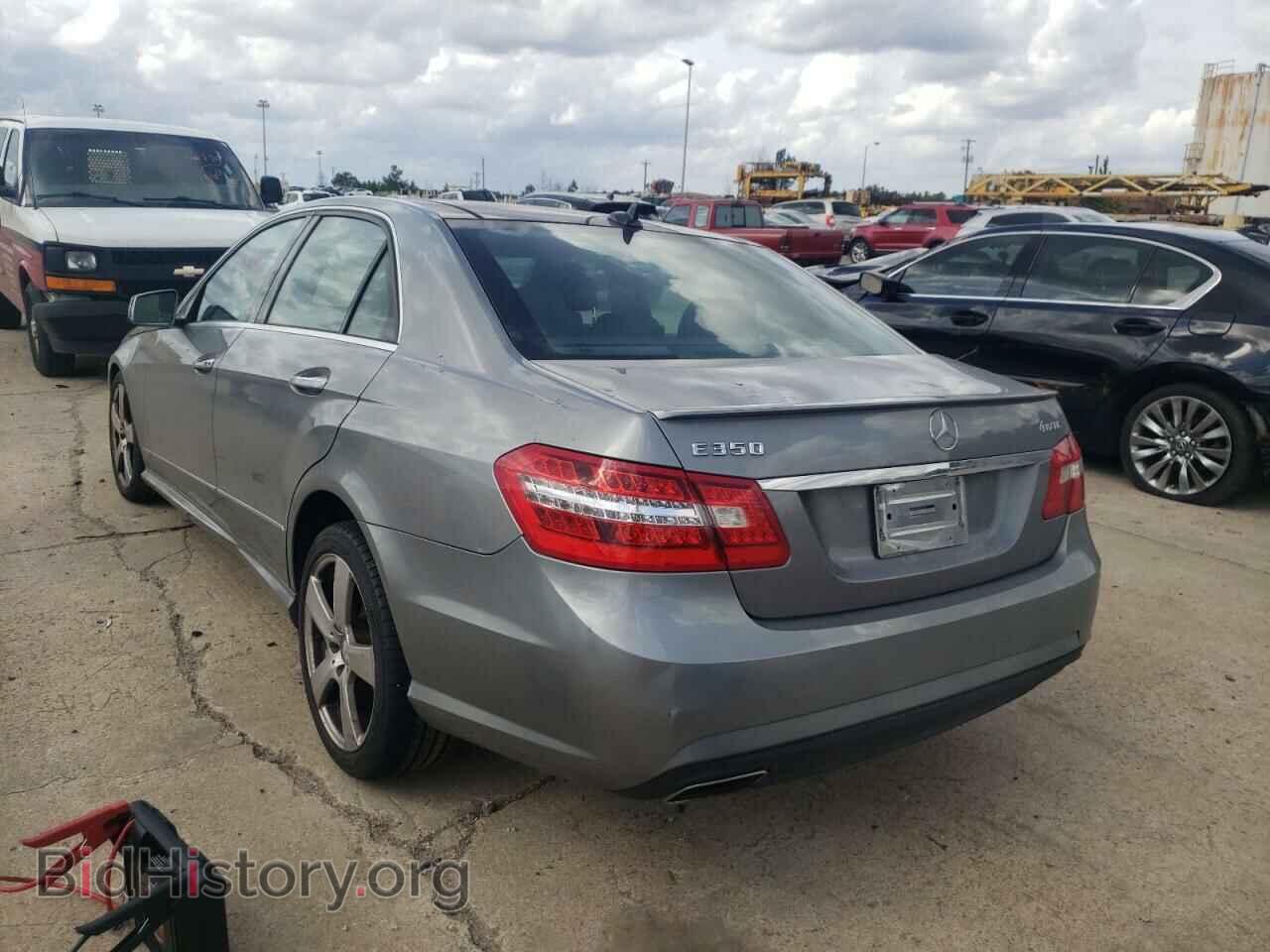 2011 MERCEDES-BENZ E-CLASS - VIN: WDDHF8HB5BA283388 - Фото 3