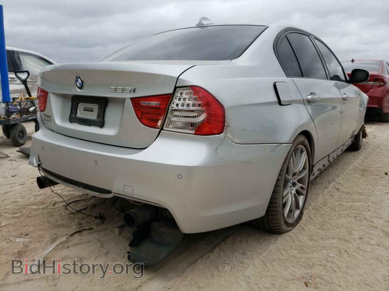 2011 BMW 3 SERIES - VIN: WBAPM5C55BE435445 - Фото 4
