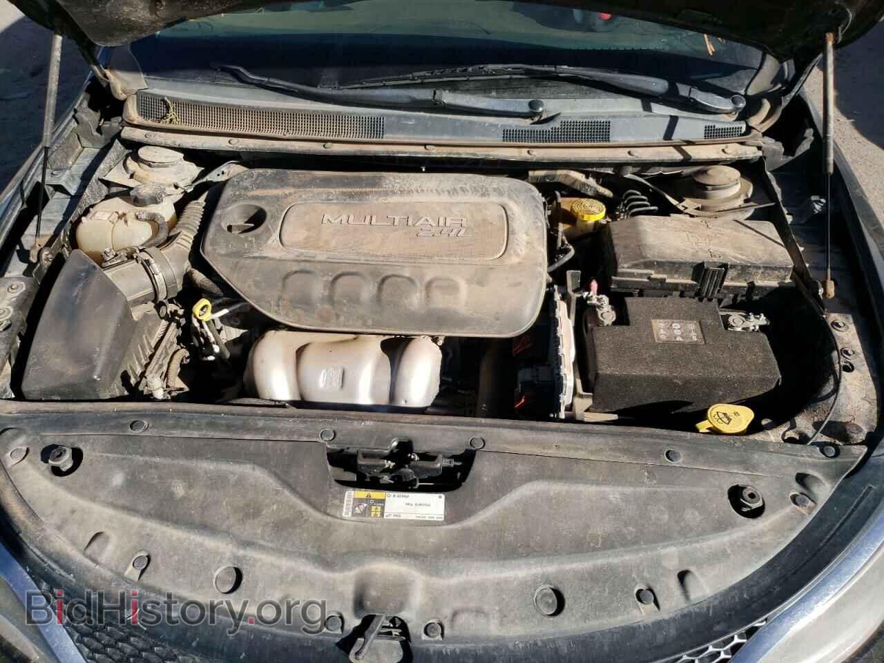 2016 CHRYSLER 200 - VIN: 1C3CCCAB9GN104557 - Фото 7