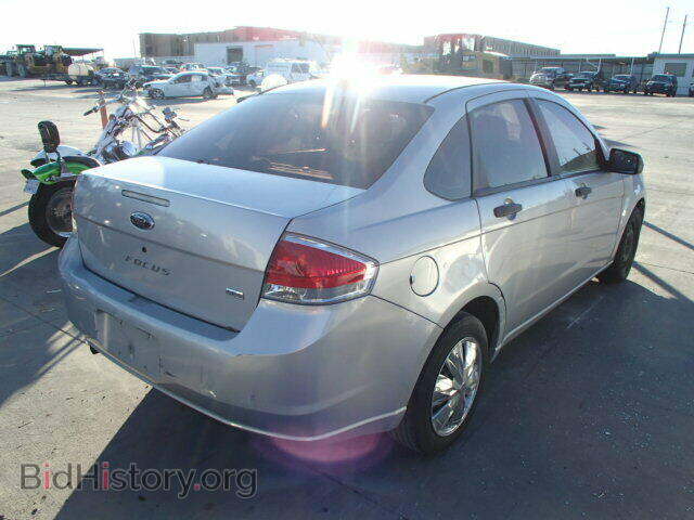 2008 FORD FOCUS - VIN: 1FAHP34N38W149362 - Photo 4