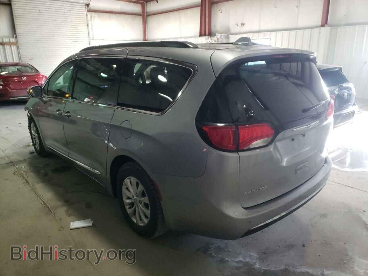 2017 CHRYSLER PACIFICA - VIN: 2C4RC1BG9HR720221 - Фото 3