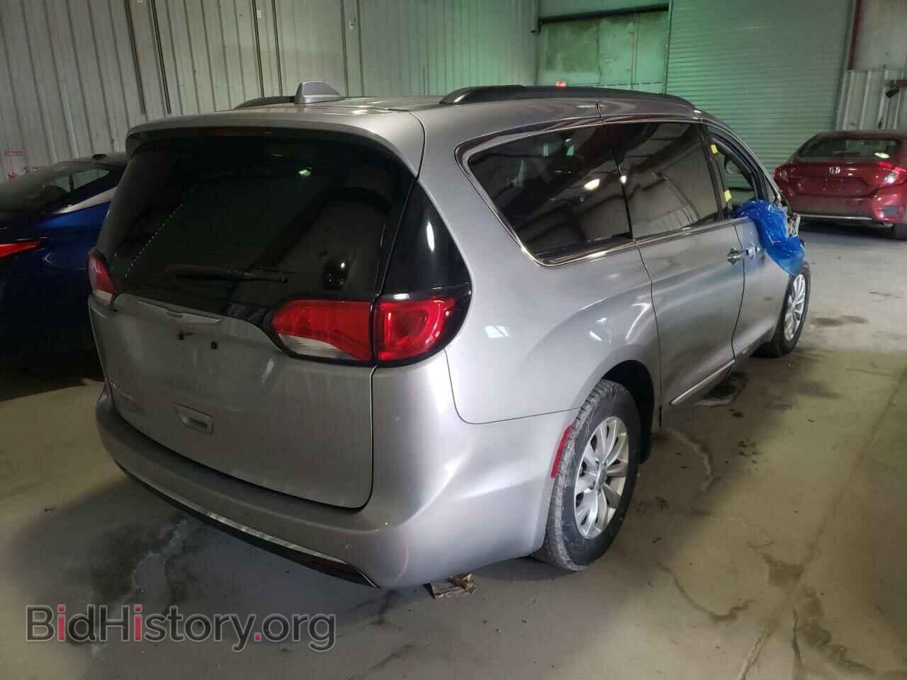 2017 CHRYSLER PACIFICA - VIN: 2C4RC1BG9HR720221 - Фото 4