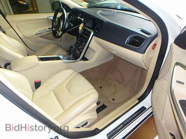 2012 VOLVO S60 - VIN: YV1622FS3C2128695 - Фото 5