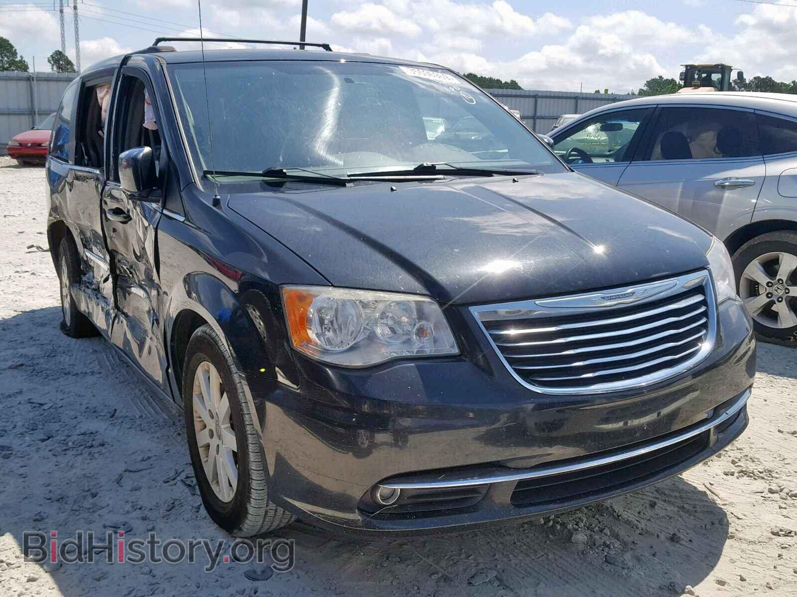 Фотография 2C4RC1BG5DR681475 - CHRYSLER TOWN & COU 2013