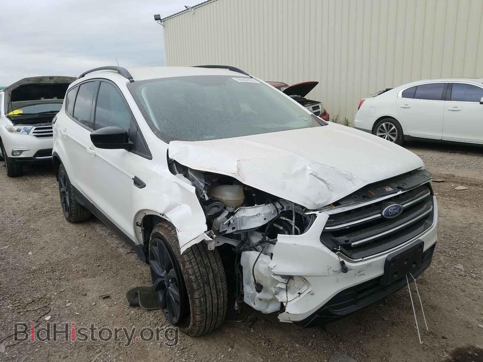 Фотография 1FMCU0GD7HUC33951 - FORD ESCAPE 2017