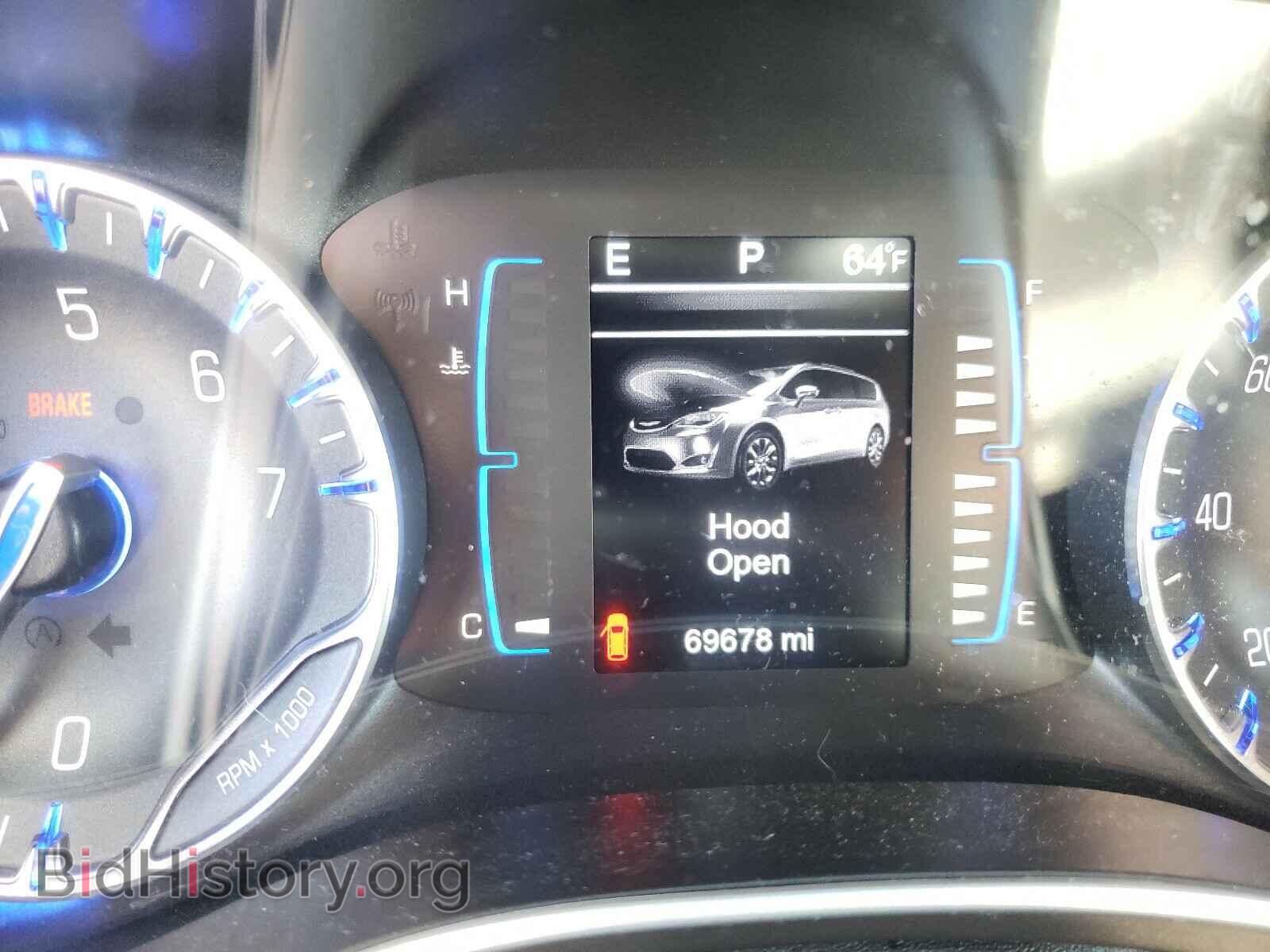 2017 CHRYSLER PACIFICA - VIN: 2C4RC1BG2HR591139 - Photo 8
