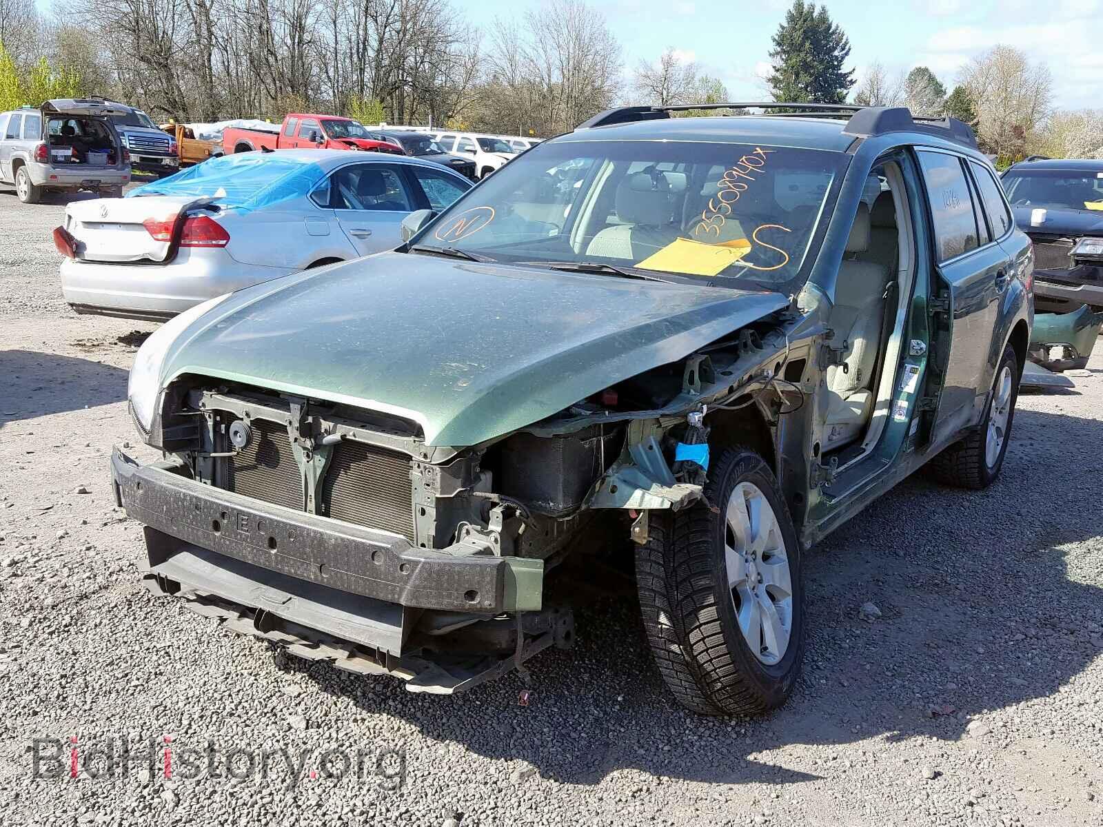 2011 SUBARU OUTBACK - VIN: 4S4BRBCC3B3318921 - Photo 2