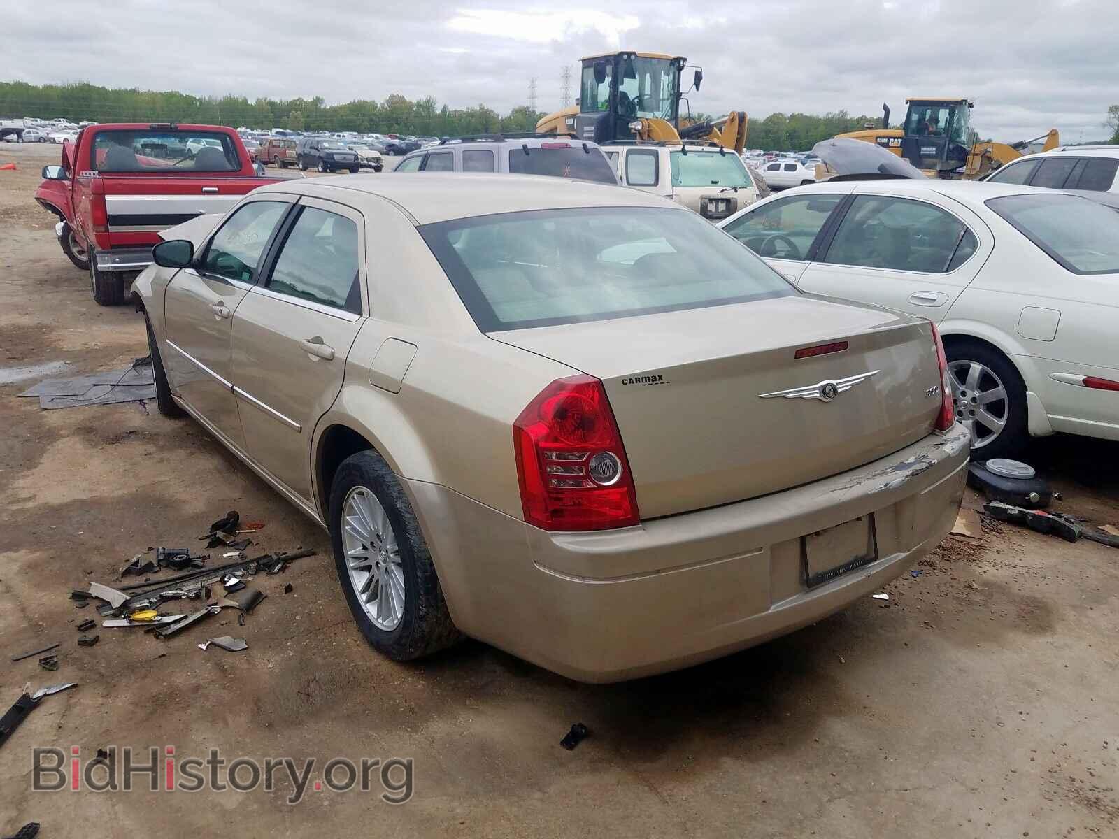 2009 CHRYSLER 300 - VIN: 2C3KA43D79H547520 - Фото 3