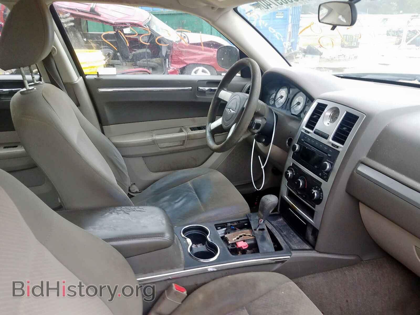 2009 CHRYSLER 300 - VIN: 2C3KA43D79H547520 - Фото 5