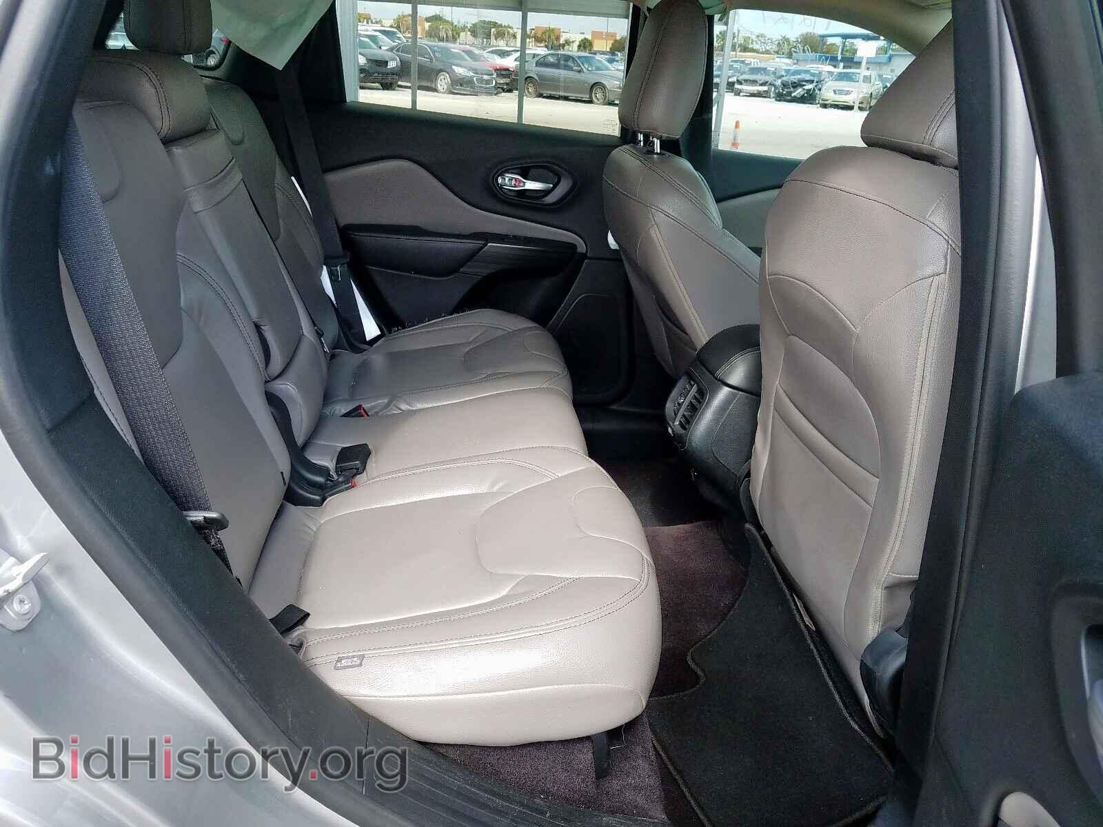 2016 JEEP CHEROKEE - VIN: 1C4PJLCB1GW347399 - Photo 6