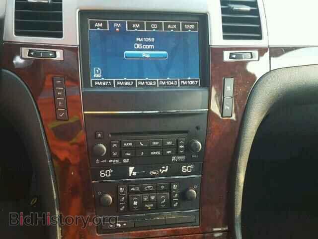 2011 CADILLAC ESCALADE - VIN: 1GYS3GEF3BR144477 - Фото 9