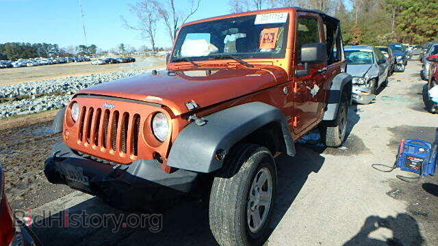 2011 JEEP WRANGLER - VIN: 1J4AA2D15BL528533 - Фото 2