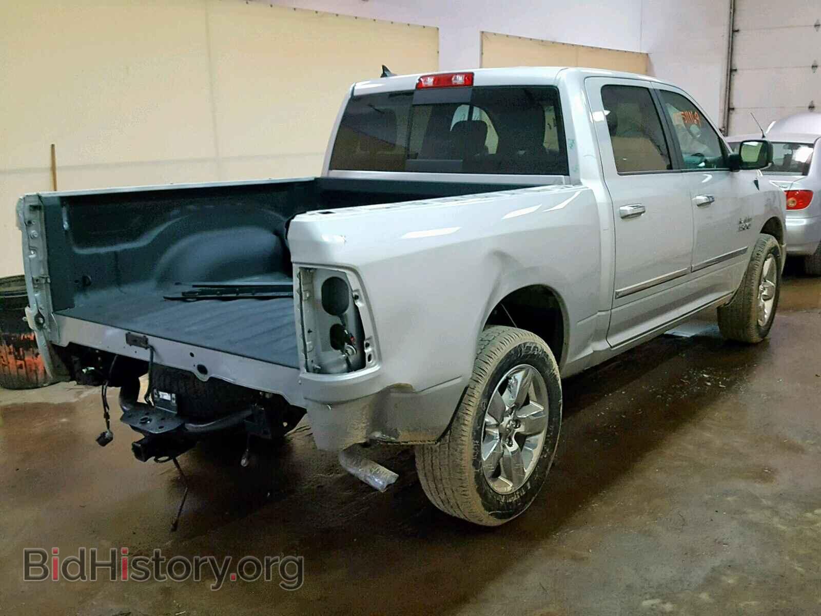 2017 RAM 1500 SLT - VIN: 1C6RR7LG8HS725819 - Фото 4