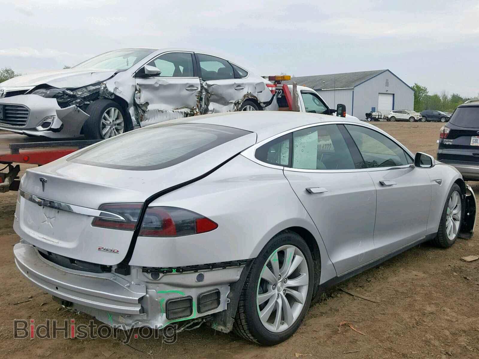 2015 TESLA MODEL S 85 - VIN: 5YJSA1H24FFP78569 - Фото 4