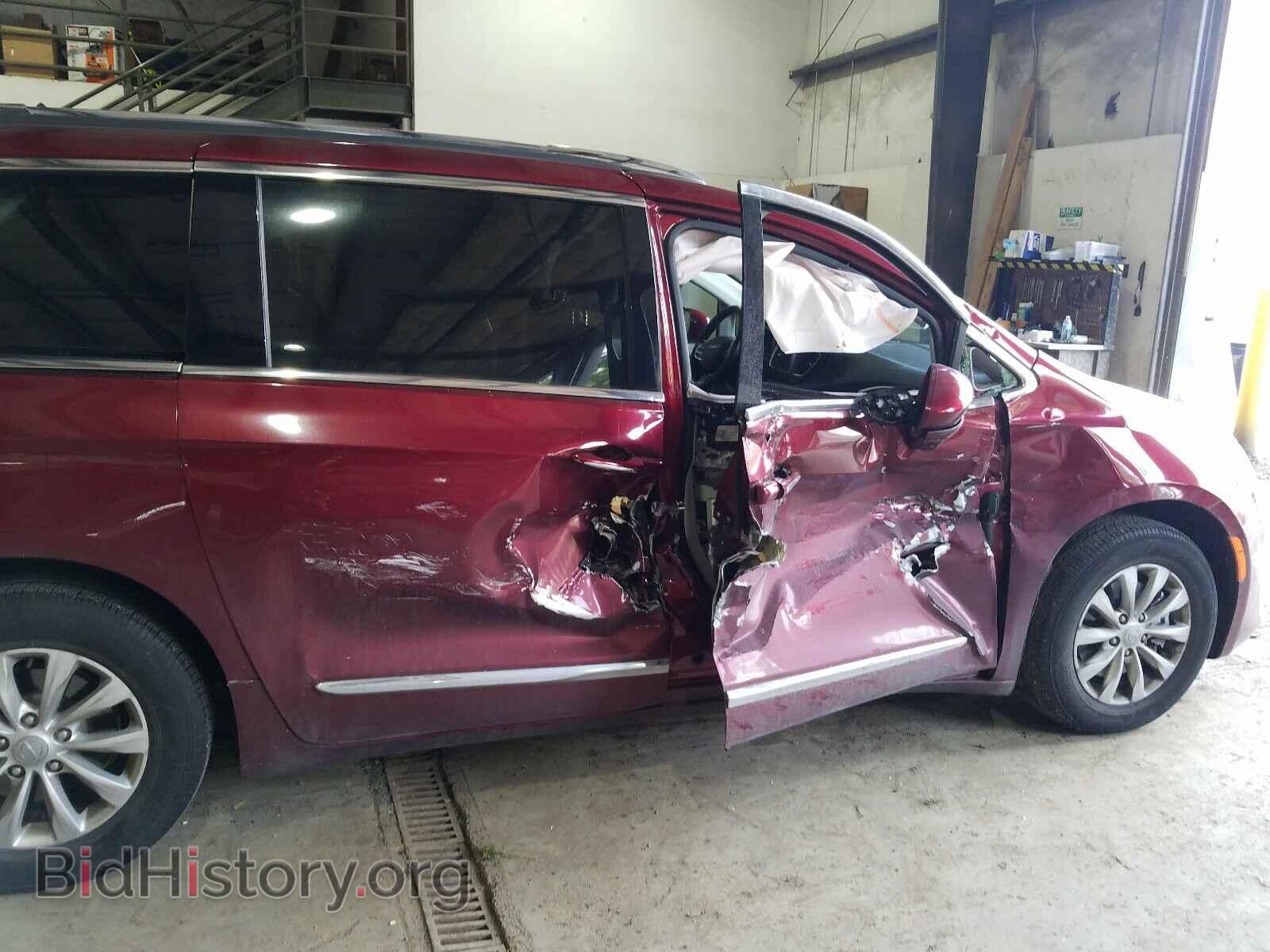 2018 CHRYSLER PACIFICA - VIN: 2C4RC1BG5JR261436 - Фото 9