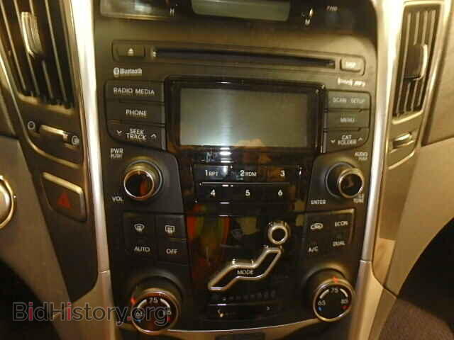 2012 HYUNDAI SONATA - VIN: KMHEC4A47CA042441 - Фото 9