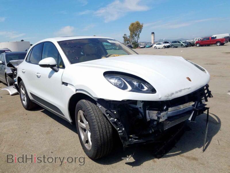 2017 Porsche MACAN (VIN WP1AA2A50HLB07310) — photo 1 of 10, Copart, damage: front end