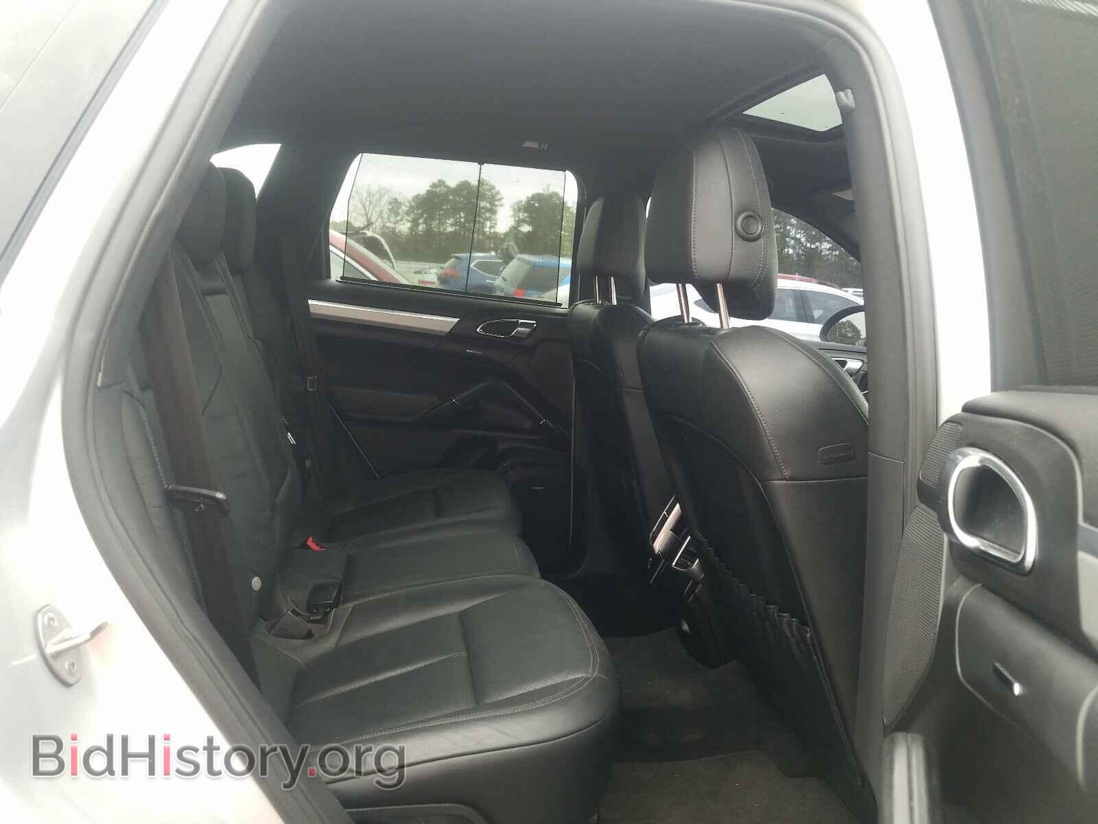 2011 PORSCHE CAYENNE - VIN: WP1AB2A28BLA45097 - Фото 6