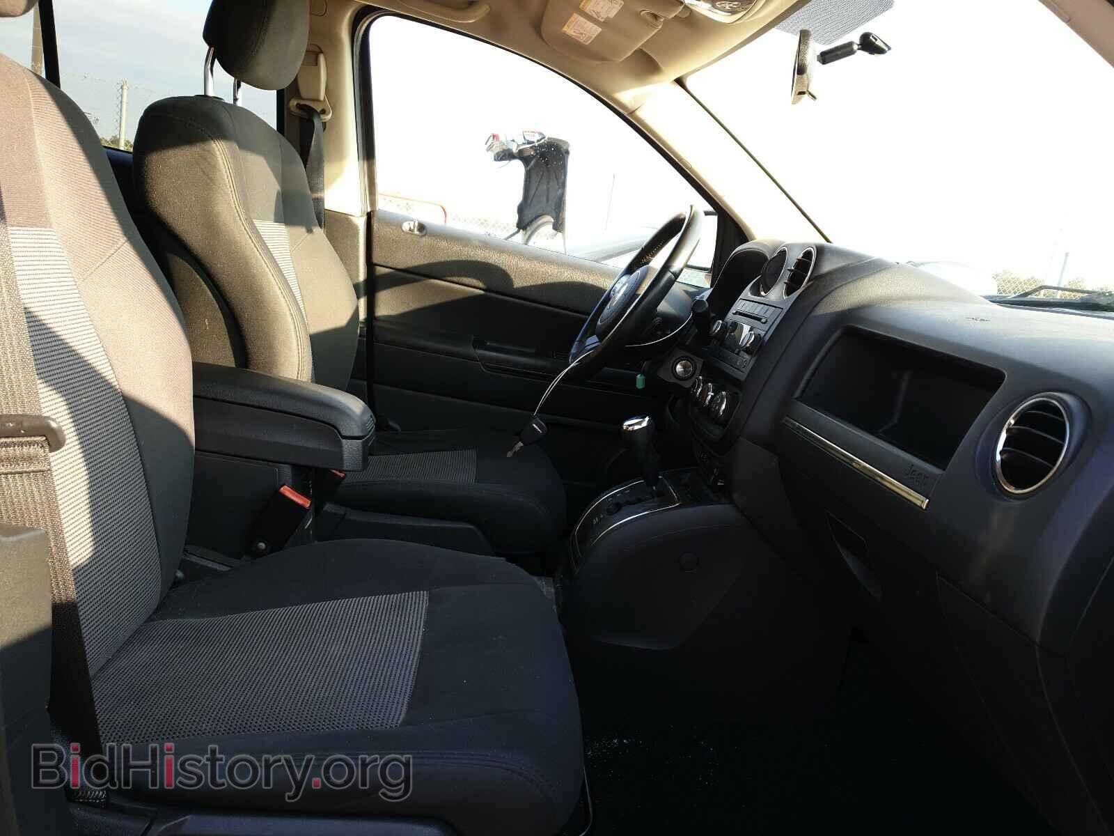2011 JEEP COMPASS - VIN: 1J4NF1FB3BD136406 - Фото 5