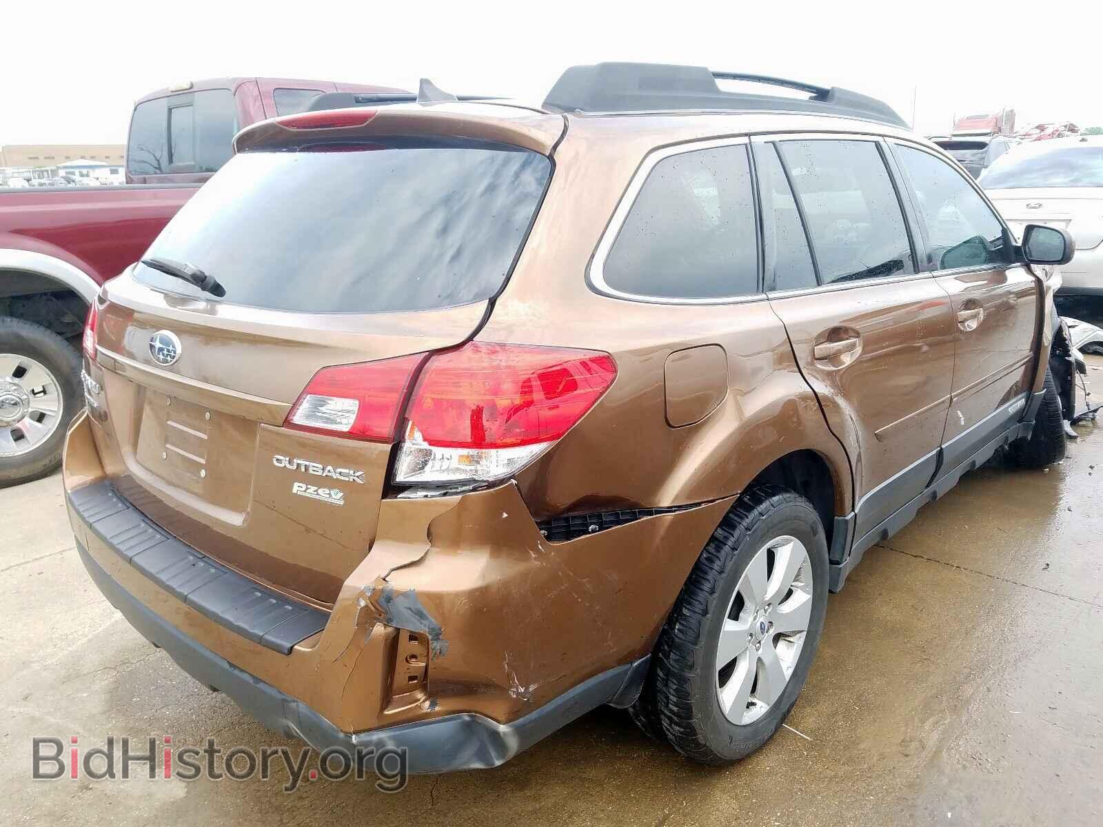 2011 SUBARU OUTBACK - VIN: 4S4BRBKC0B3431047 - Photo 4