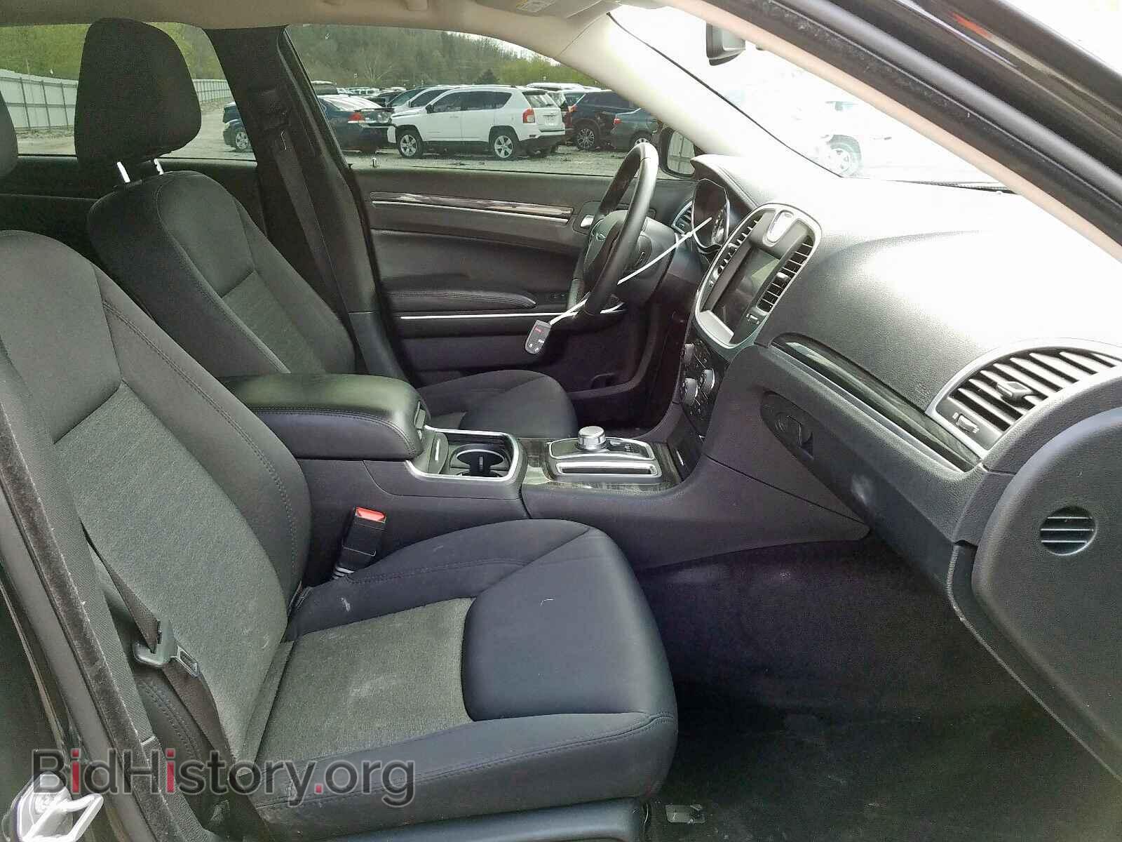 2018 CHRYSLER 300 - VIN: 2C3CCAAG6JH324562 - Фото 5