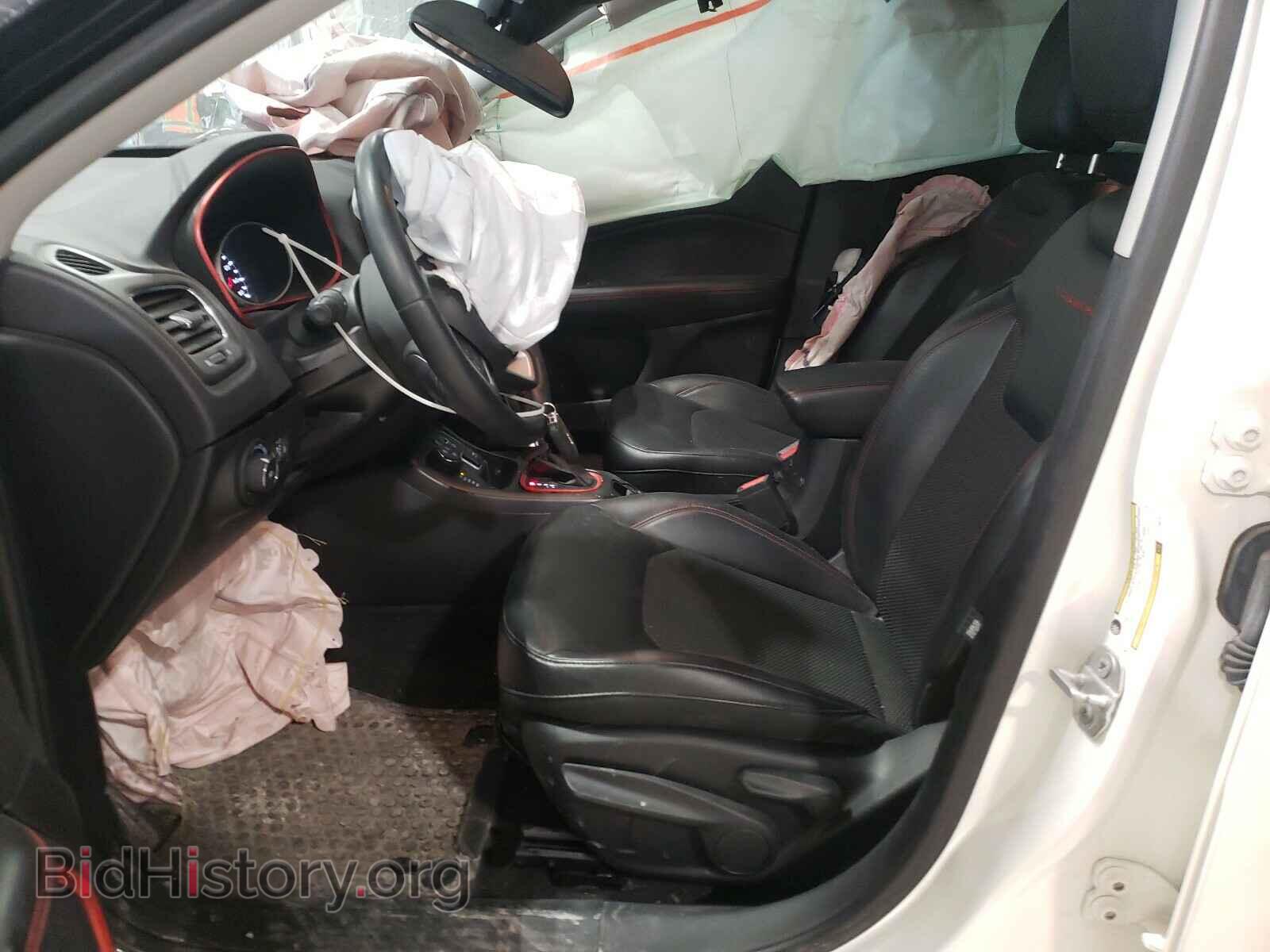 2018 JEEP COMPASS - VIN: 3C4NJDDB4JT210370 - Фото 5