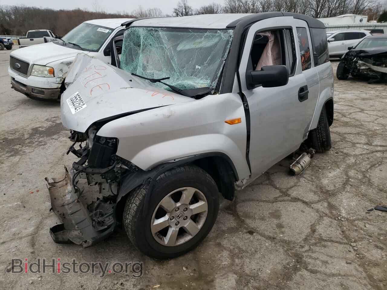 2011 HONDA ELEMENT - VIN: 5J6YH2H74BL007215 - Photo 2