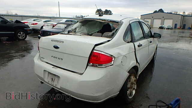 2011 FORD FOCUS - VIN: 1FAHP3EN6BW204621 - Фото 4