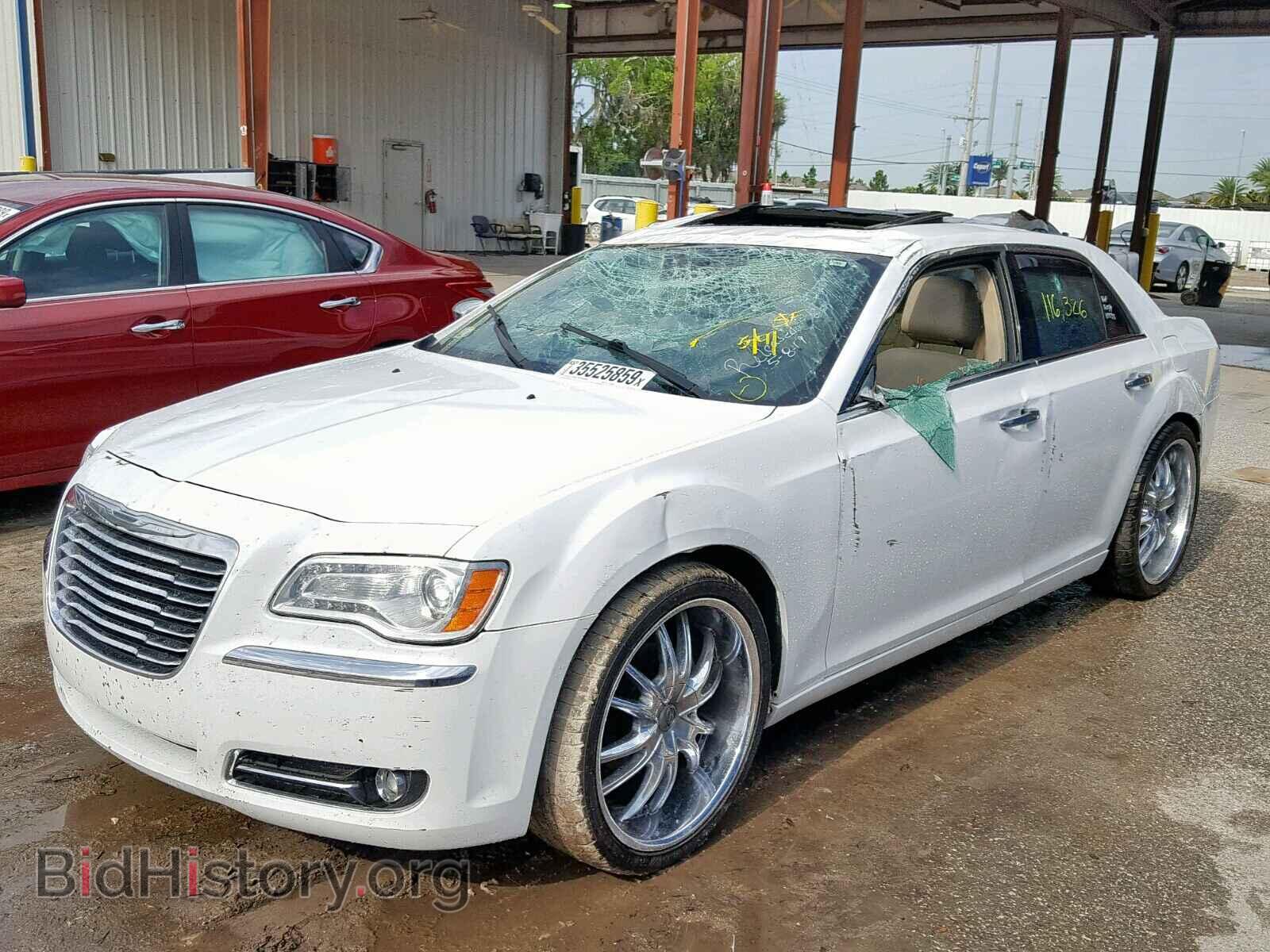 2012 CHRYSLER 300 - VIN: 2C3CCACG1CH254064 - Фото 2