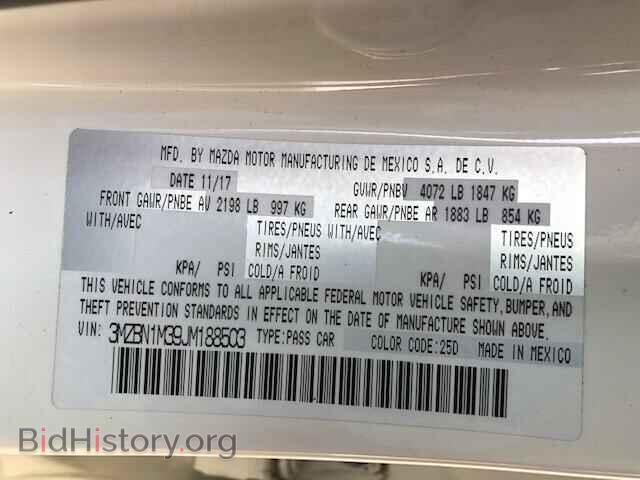 2018 MAZDA 3 - VIN: 3MZBN1M39JM188503 - Фото 10
