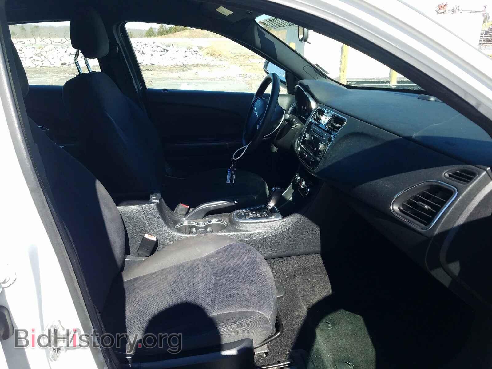 2014 CHRYSLER 200 - VIN: 1C3CCBAB5EN142682 - Photo 5