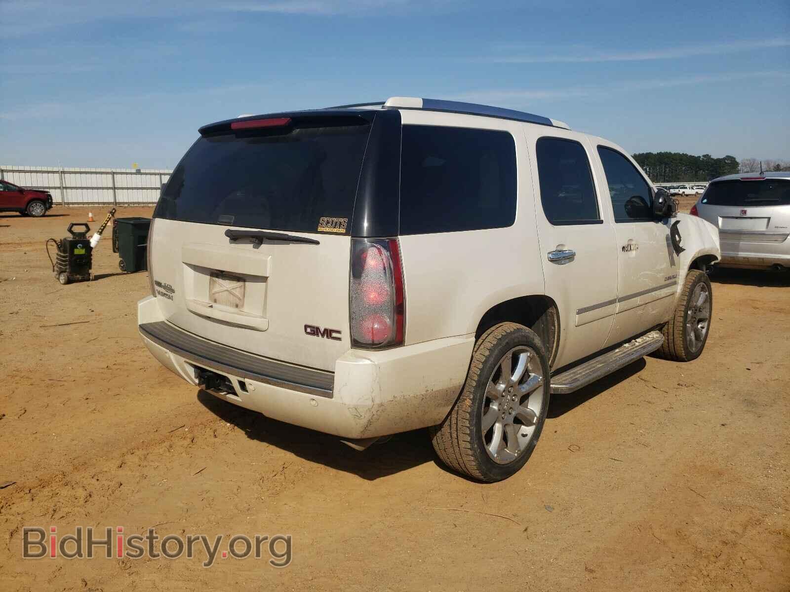2011 GMC YUKON - VIN: 1GKS2EEF2BR222281 - Фото 4