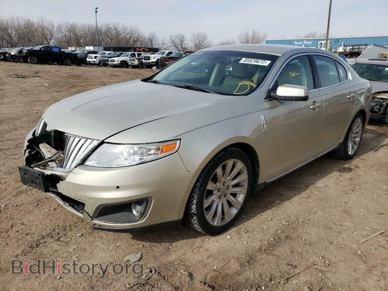 2011 LINCOLN MKS - VIN: 1LNHL9DR9BG601937 - Фото 2