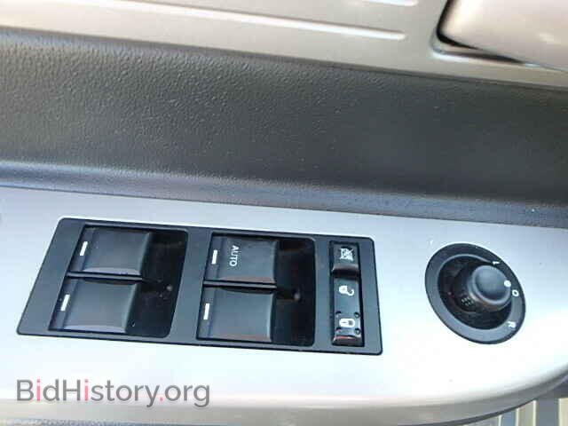 2010 CHRYSLER SEBRING - VIN: 1C3CC4FB9AN173657 - Фото 9