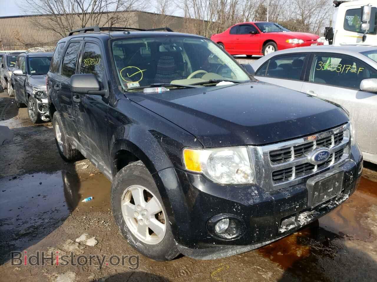Фотография 1FMCU0D72BKA11903 - FORD ESCAPE 2011