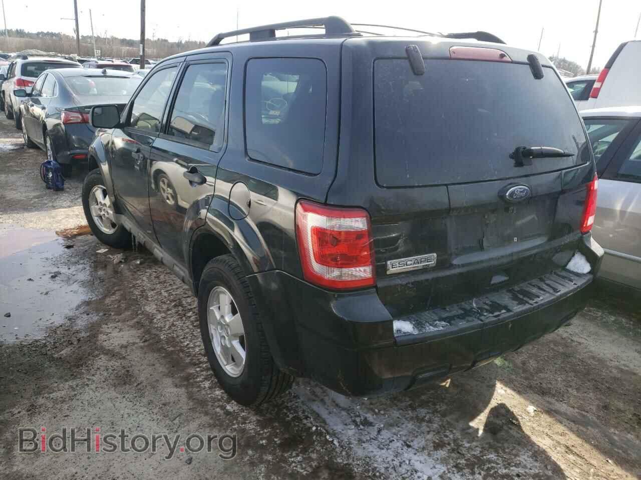 2011 FORD ESCAPE - VIN: 1FMCU0D72BKA11903 - Фото 3