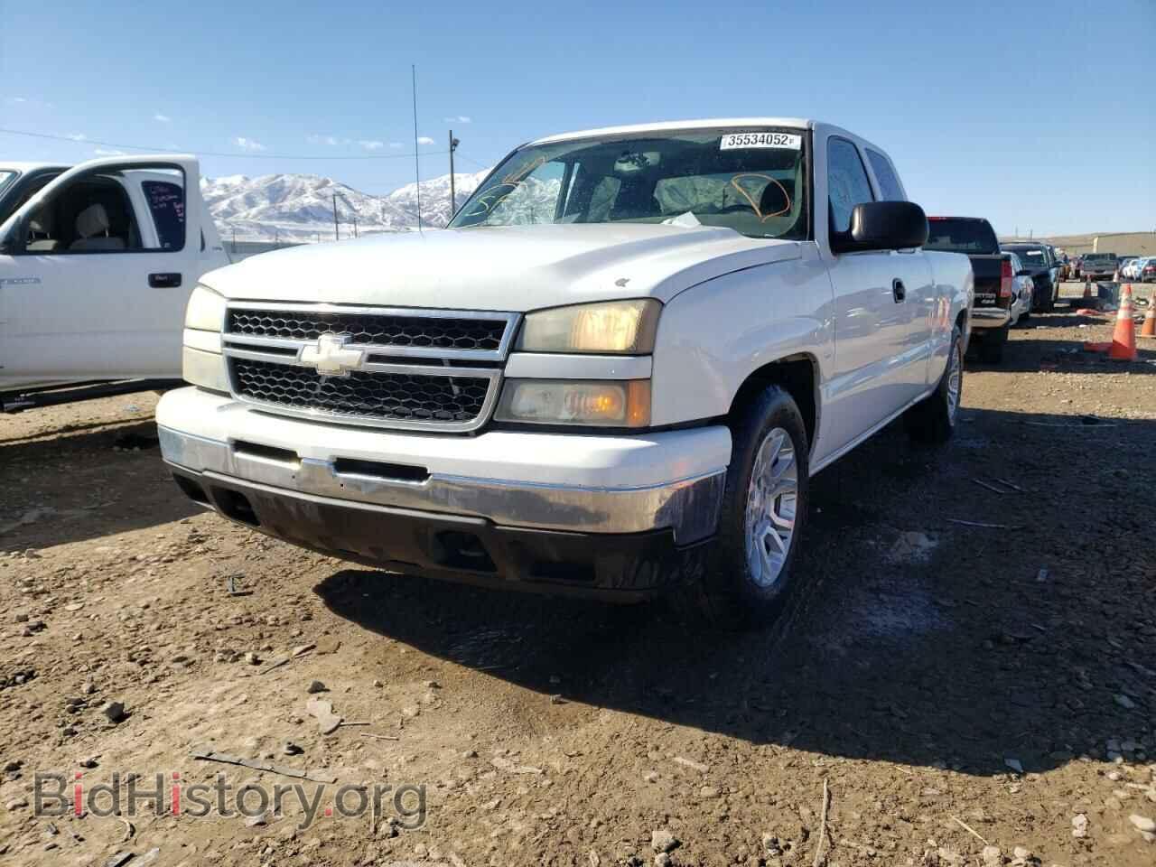 2006 CHEVROLET SILVERADO - VIN: 2GCEC19V761104399 - Фото 2