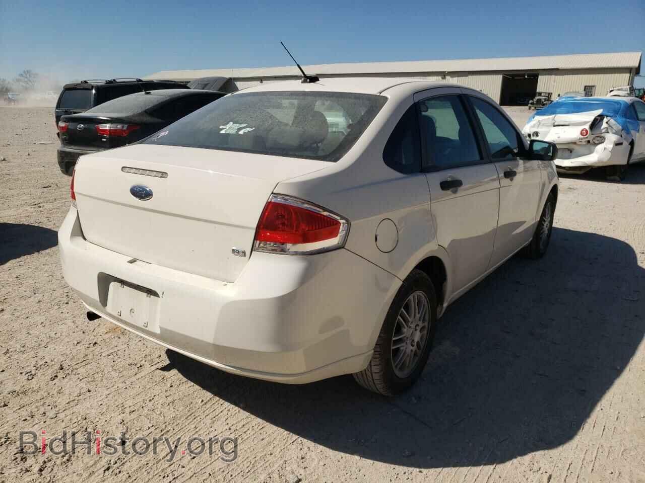 2010 FORD FOCUS - VIN: 1FAHP3FN0AW218365 - Фото 4