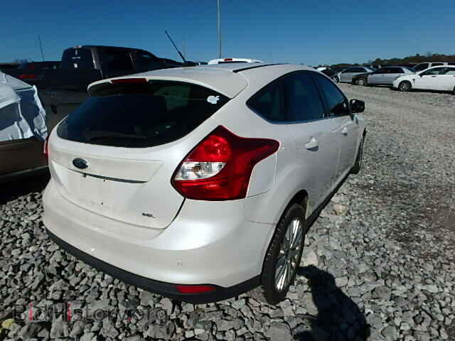 2012 FORD FOCUS - VIN: 1FAHP3M2XCL272382 - Фото 4